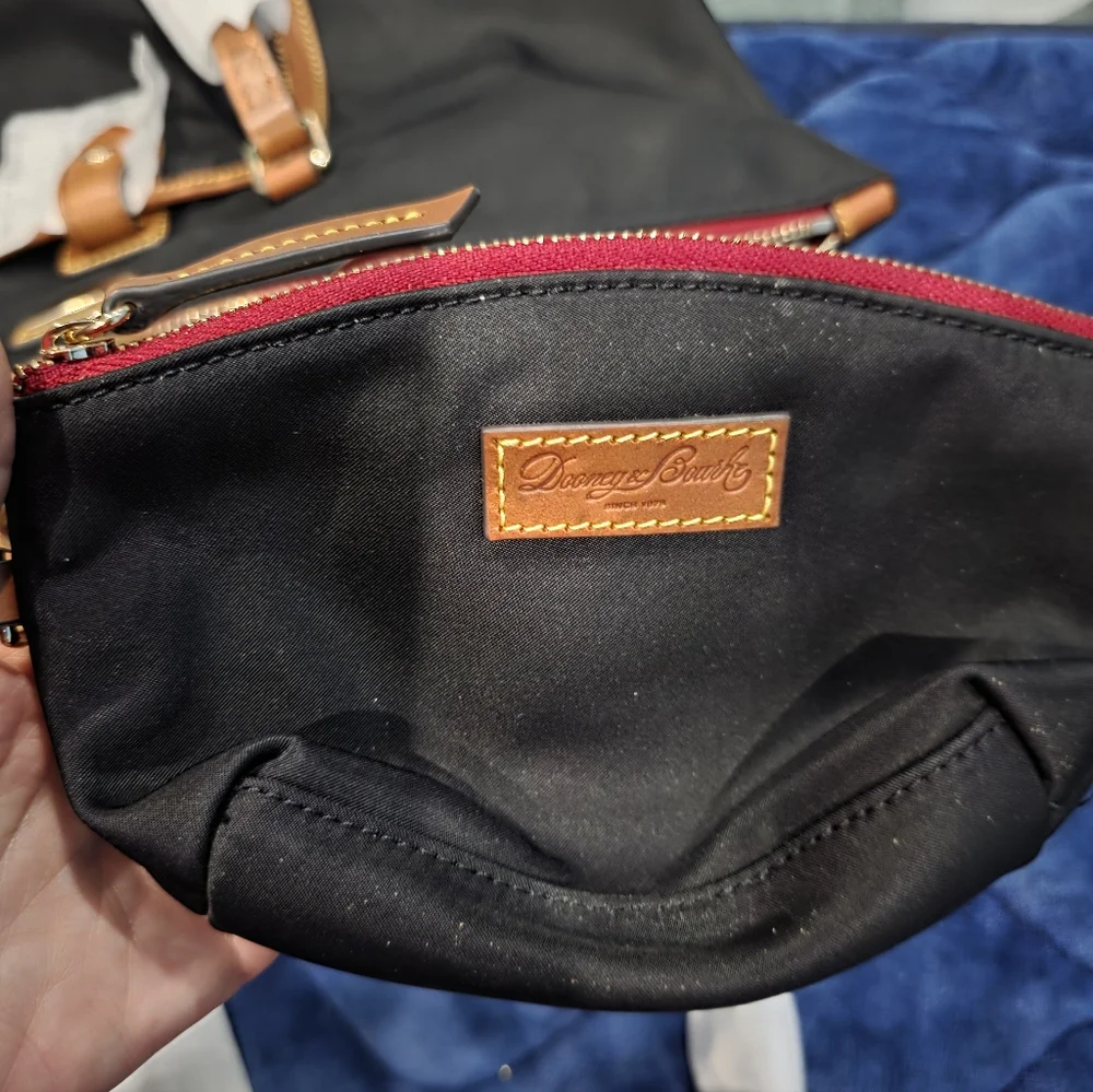 New Dooney & Bourke Tote Set